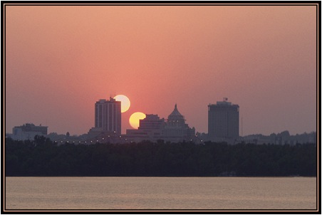 http://www.empowernetwork.com/successfullife/files/2012/09/Two-Suns.jpeg